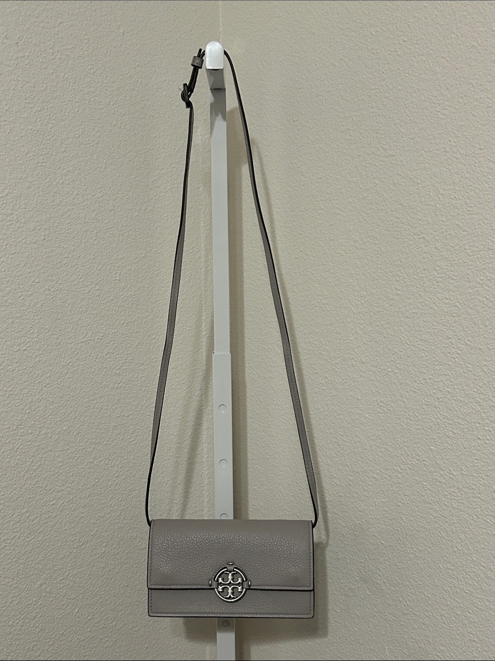 Tory Burch Miller Grey Leather Wallet Crossbody